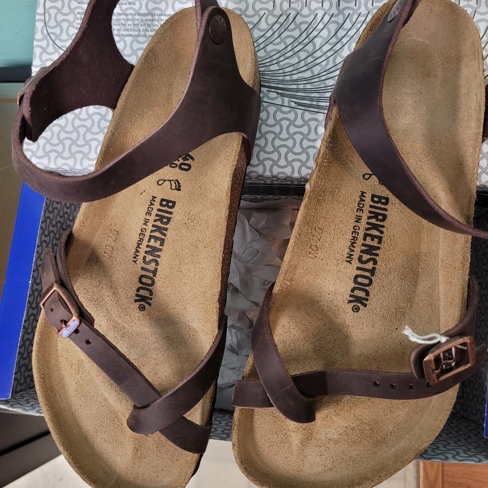 Birkenstock sandals size 9